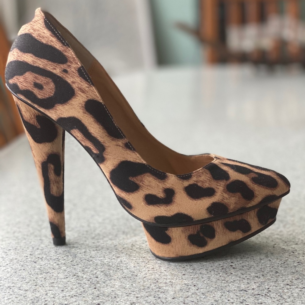 Leopard pumps-Colin Stuart (Victoria’s Secret)